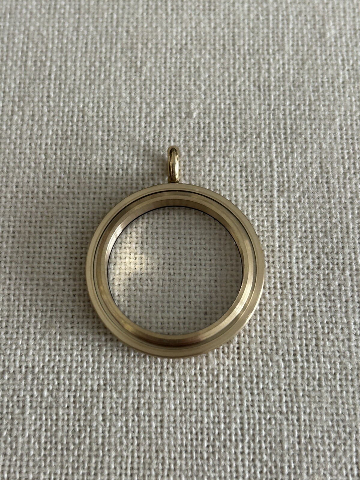 Origami Owl LK4003 Large Gold “BASE ONLY” Twist Locket “New”