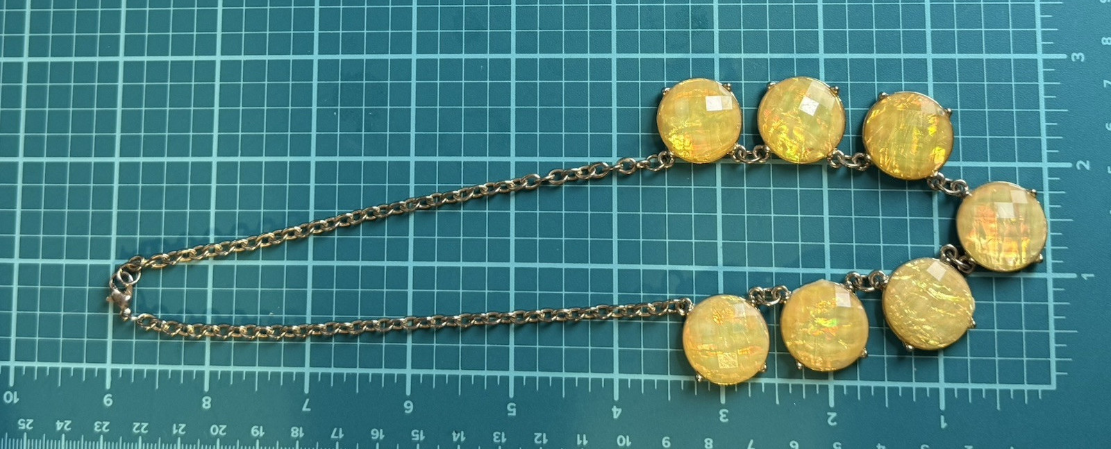 Yellow Statement Necklace Gold Tone Round Bezel Prong Faceted Foiled Beads 17.5″