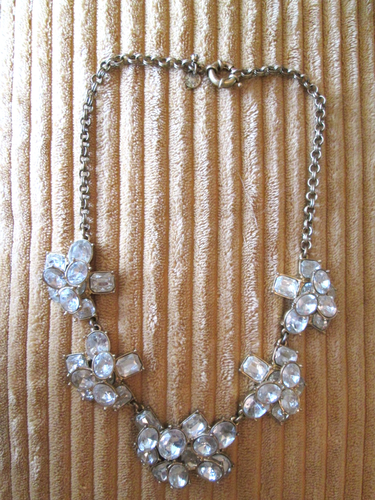 J Crew Gold Tone Chunky Emerald/Oval/Round Rhinestone 16-18” Statement Necklace