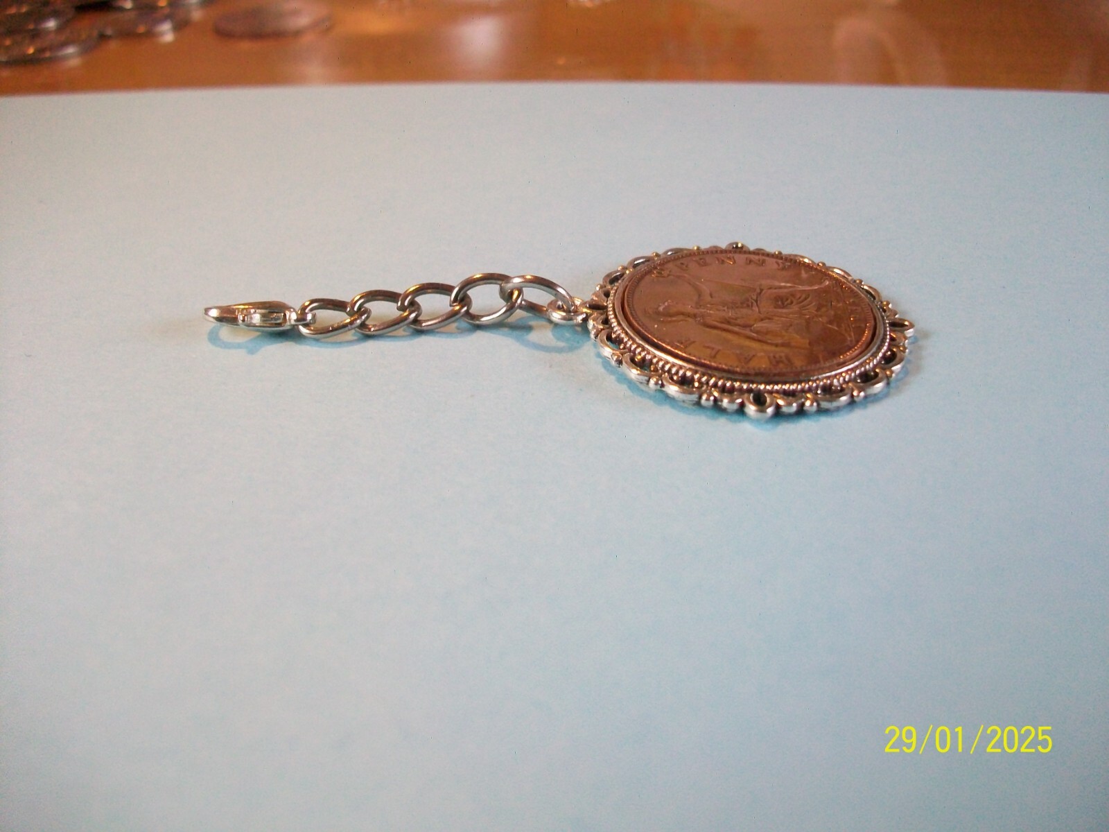HALF PENNY – BRITANNIA – LIMITED EDITION – SILVER CASED PENDANT – 1917 to 1936