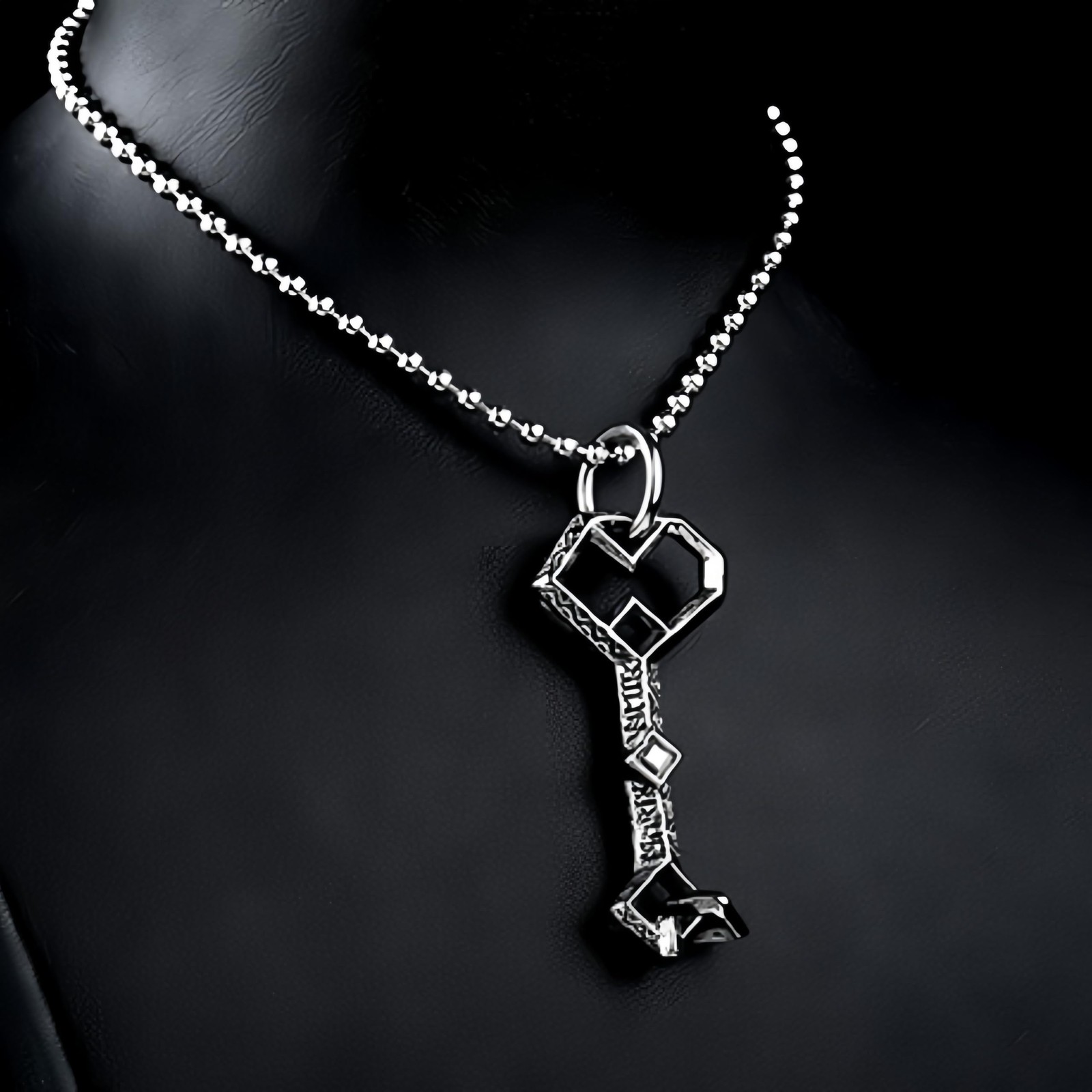 3 Pack Set Arwen Evenstar Pendant Necklace Costume Jewelry Cz Elven Sword and…
