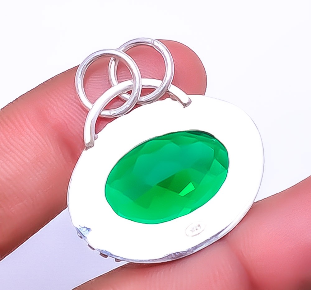 Emerald Simulated 925 Sterling Silver Pendant 1.50″ P428045 for her, Christmas