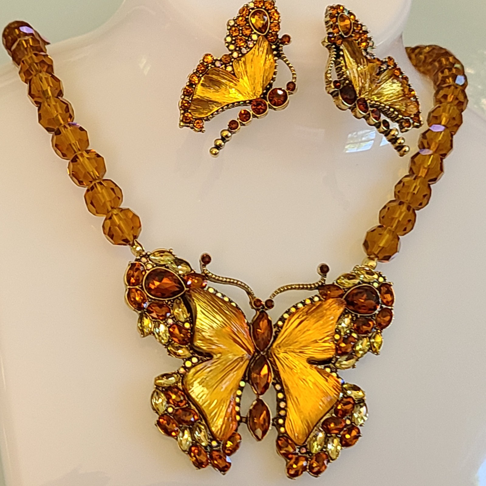 MAGNIFICENT HUGE 2 3/4 ” BUTTERFLY NECKLACE AND EARRINGS SET FACETED CRYSTALS