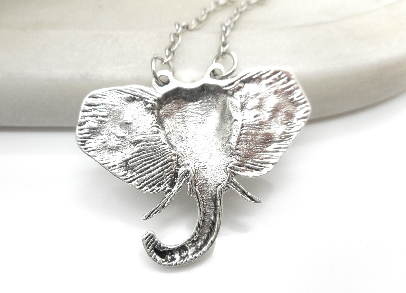 Spoon Replica Elephant Pendant Necklace Women’s White Gold Plated New