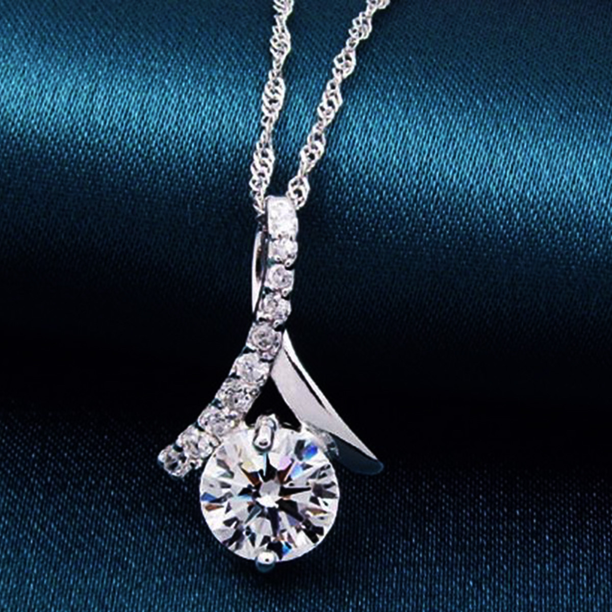 Cyrstal Necklace 14k White Gold Plated Cubic Zirconia Women Jewelry 18″