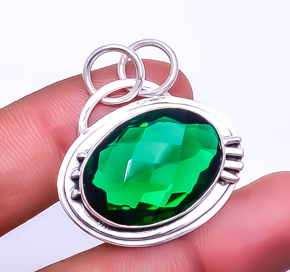 Emerald Simulated 925 Sterling Silver Pendant 1.50″ P428045 for her, Christmas