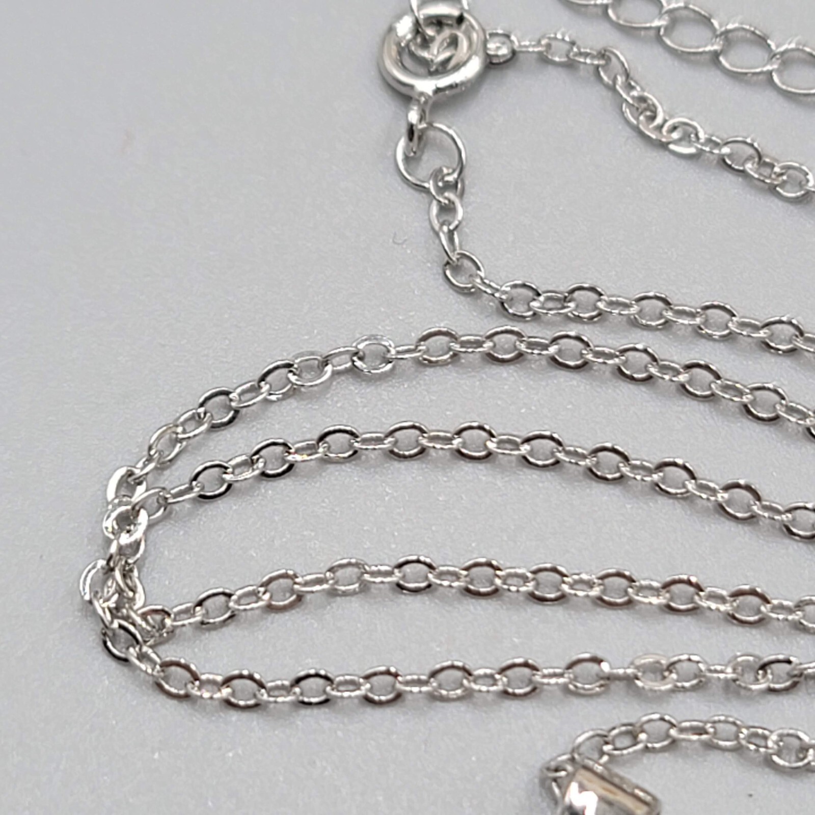 I LOVE YOU in 100 languages Heart Pendant Necklace Valentines Day Silver tone