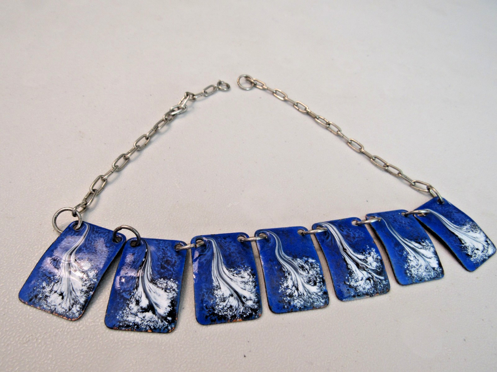 VINTAGE COPPER ENAMEL CHOCKER NECKLACE 15″ UNSIGNED DESIGNER