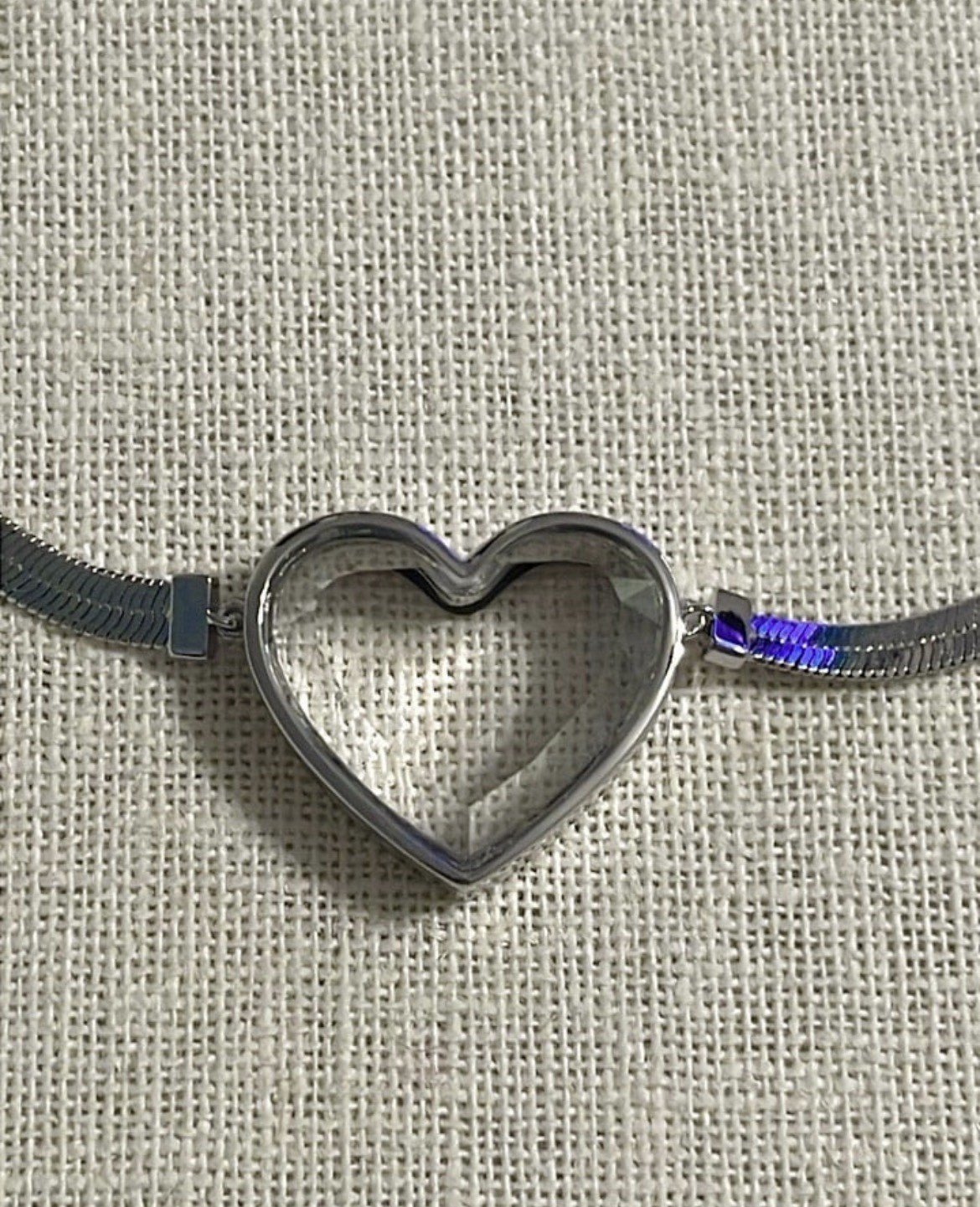 Origami Owl silver prism heart locket on 16″ to 18″ herringbone chain LK1158