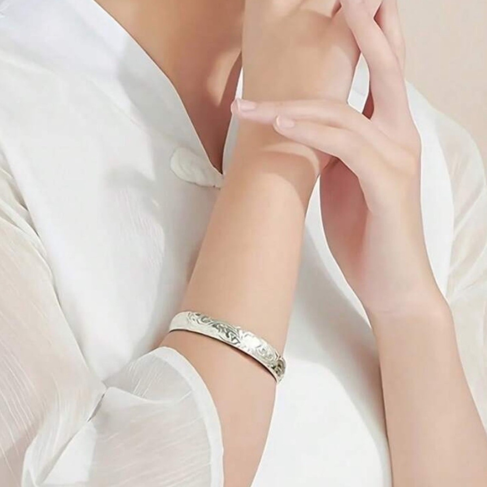925 Sterling Silver Floral Cuff Bracelet – Adjustable Vintage-Inspired Design