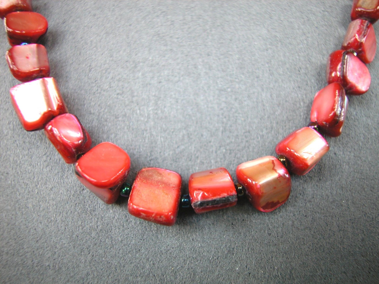 Coral-Colored Shell Beaded Necklace With Hook & Eye Clasp 18″