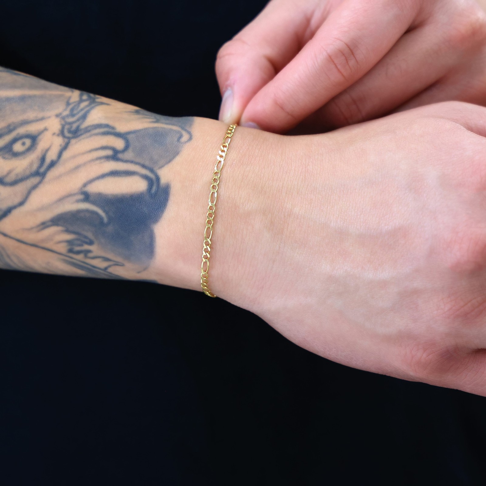 10K Yellow Gold Solid 2.75mm- 9.5mm Figaro Link Chain Bracelet Mens Womens 7″-9″