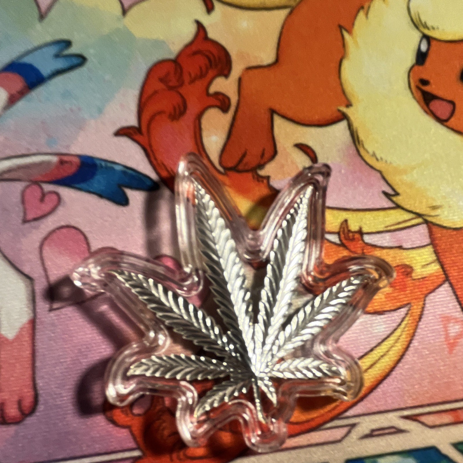 Leaf-Shaped Multicolor Clear Plastic Charm Pendant, Plants & Flowers Theme