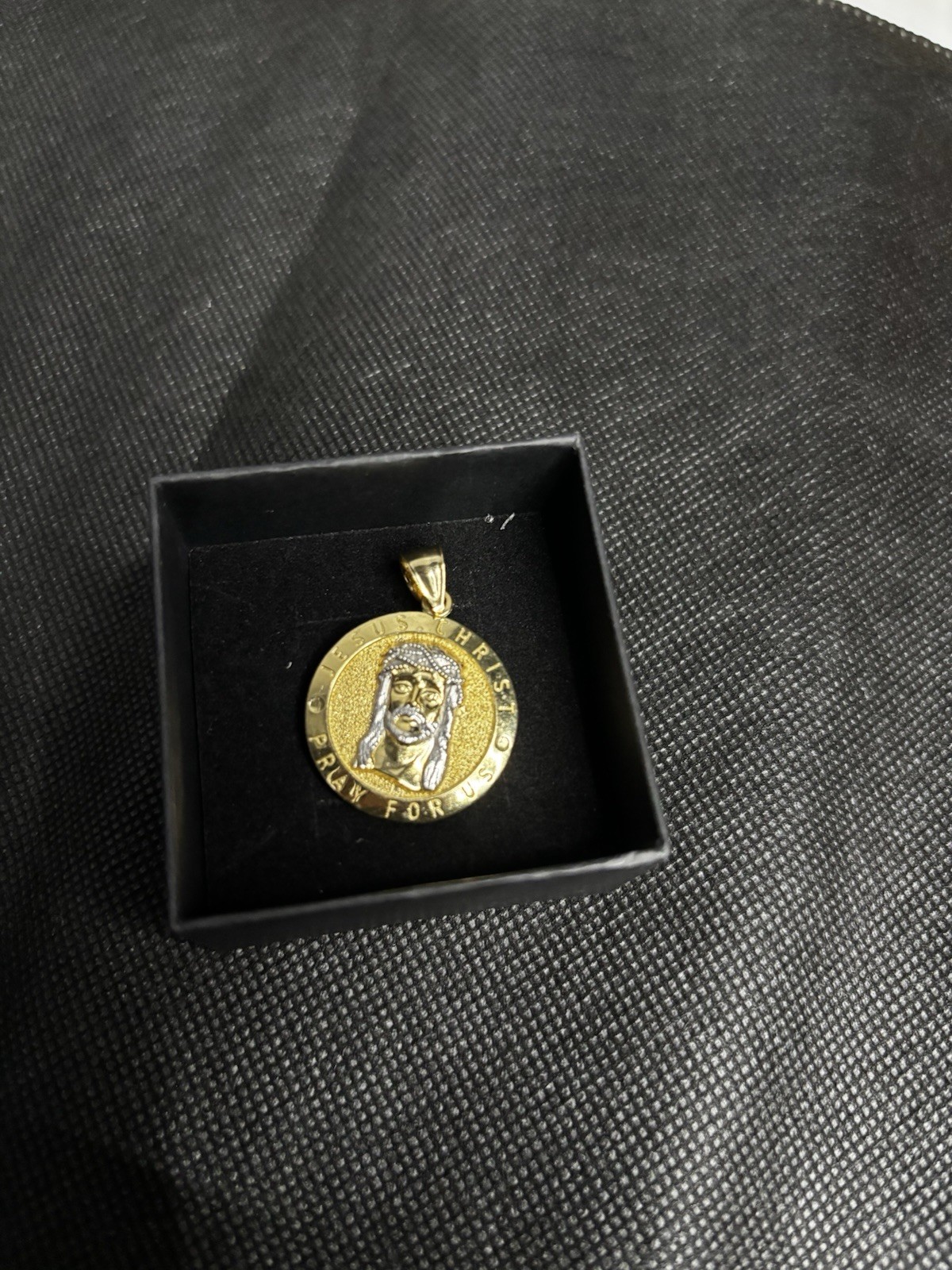 Gold solid 10k two tone Jesus face Pendant yellow/white 10k gold solid