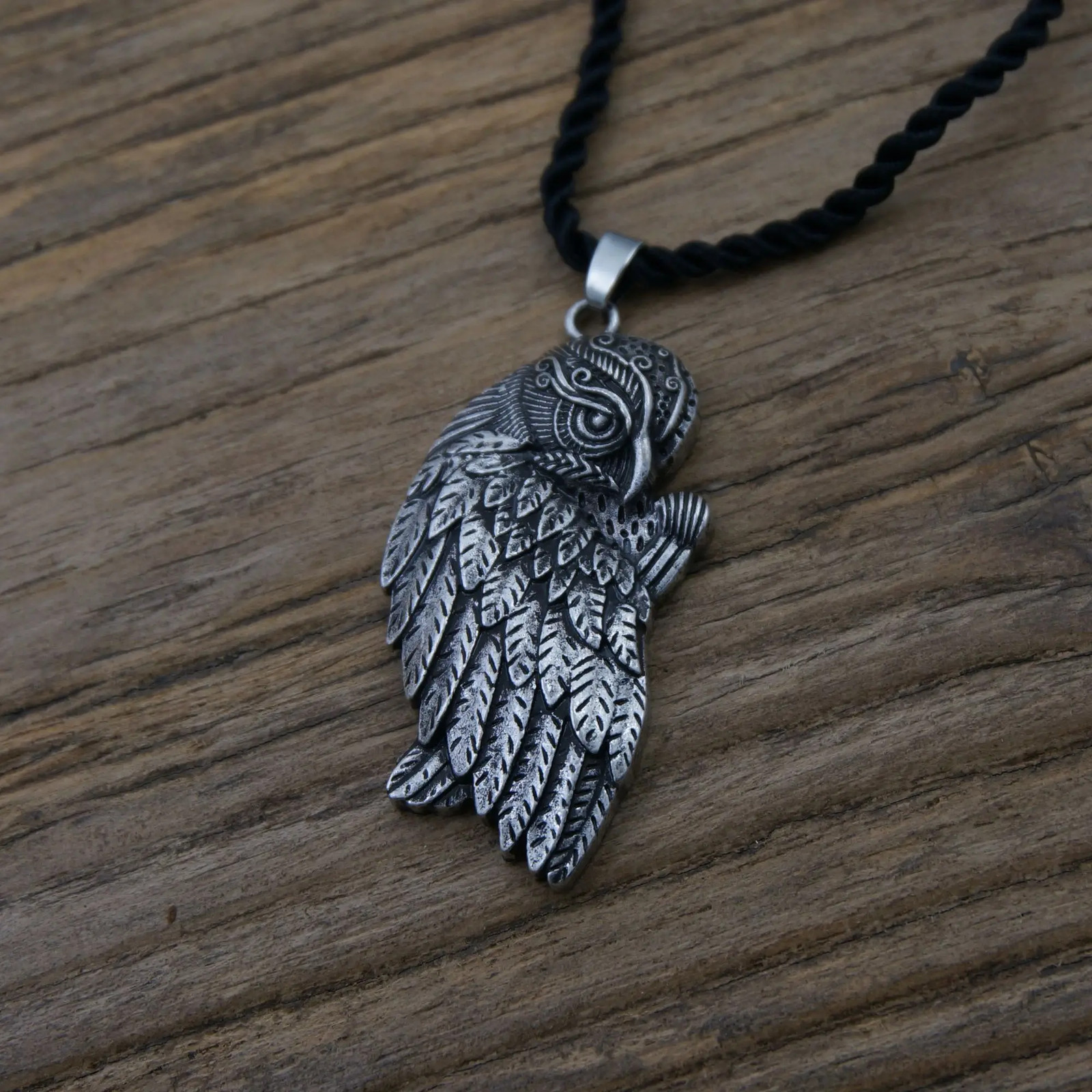 1PCS/lots Owl Pendant Charm Wisdom Greek Mythology Owl Necklace
