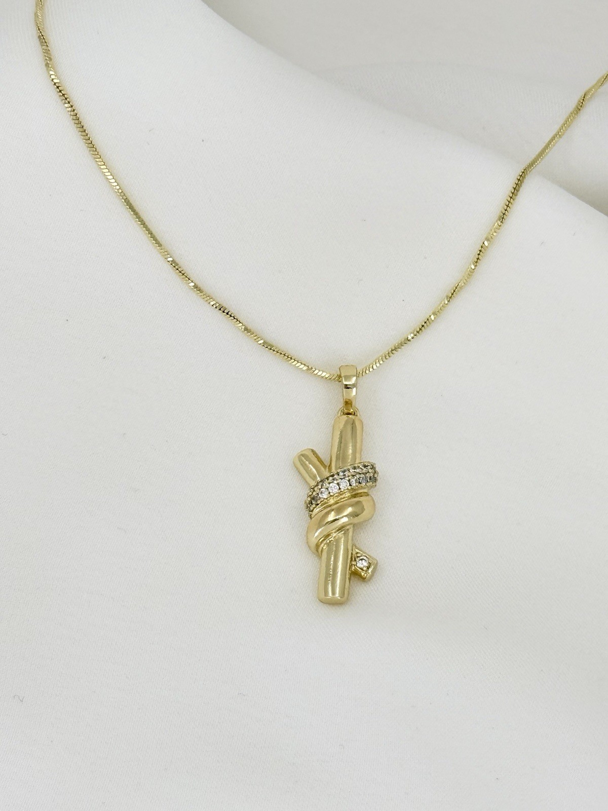 14K Gold Plated Knot Necklace with CZ Detail | Elegant Minimalist Jewelry