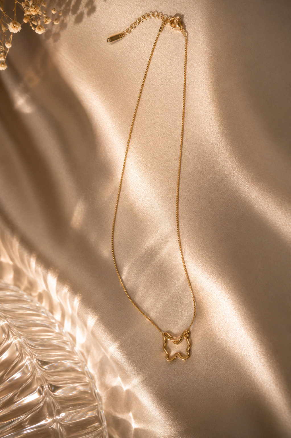 18kt Yellow Gold plated Butterlfy Shaped Necklace , Antitarnish and Waterproof