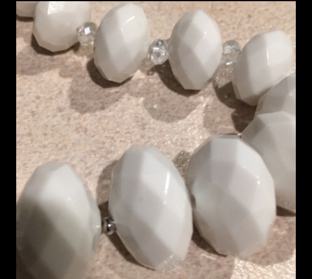 Izaro Faceted Various White Beaded Necklace Chrome Tiny Beads New With Tag Boxed