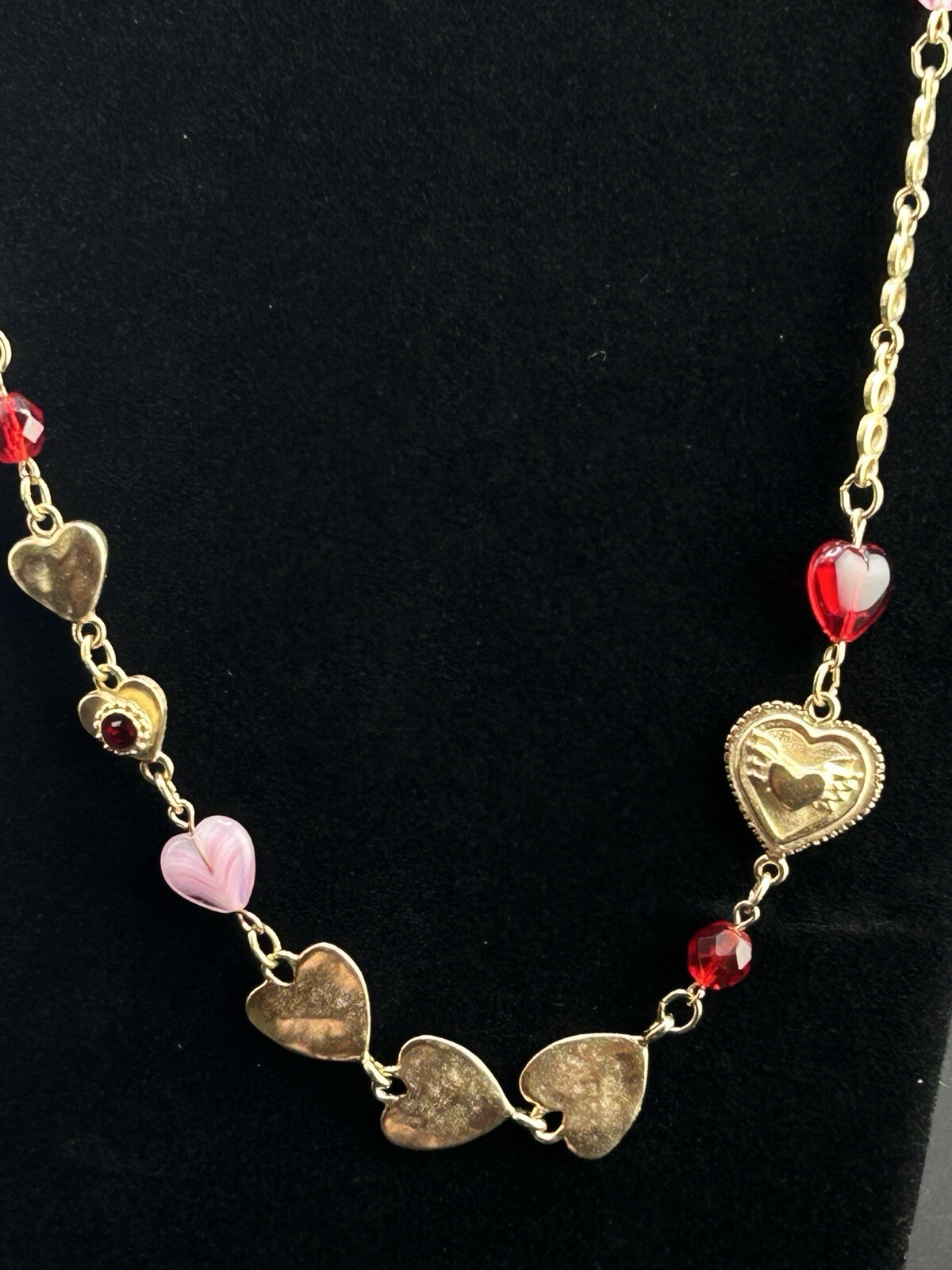 New Hearts Red and Pink Gold Toned Necklace