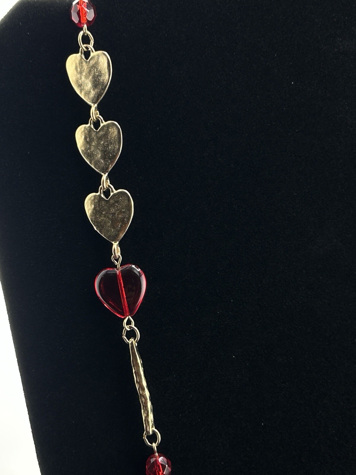 New Hearts Red and Pink Gold Toned Necklace