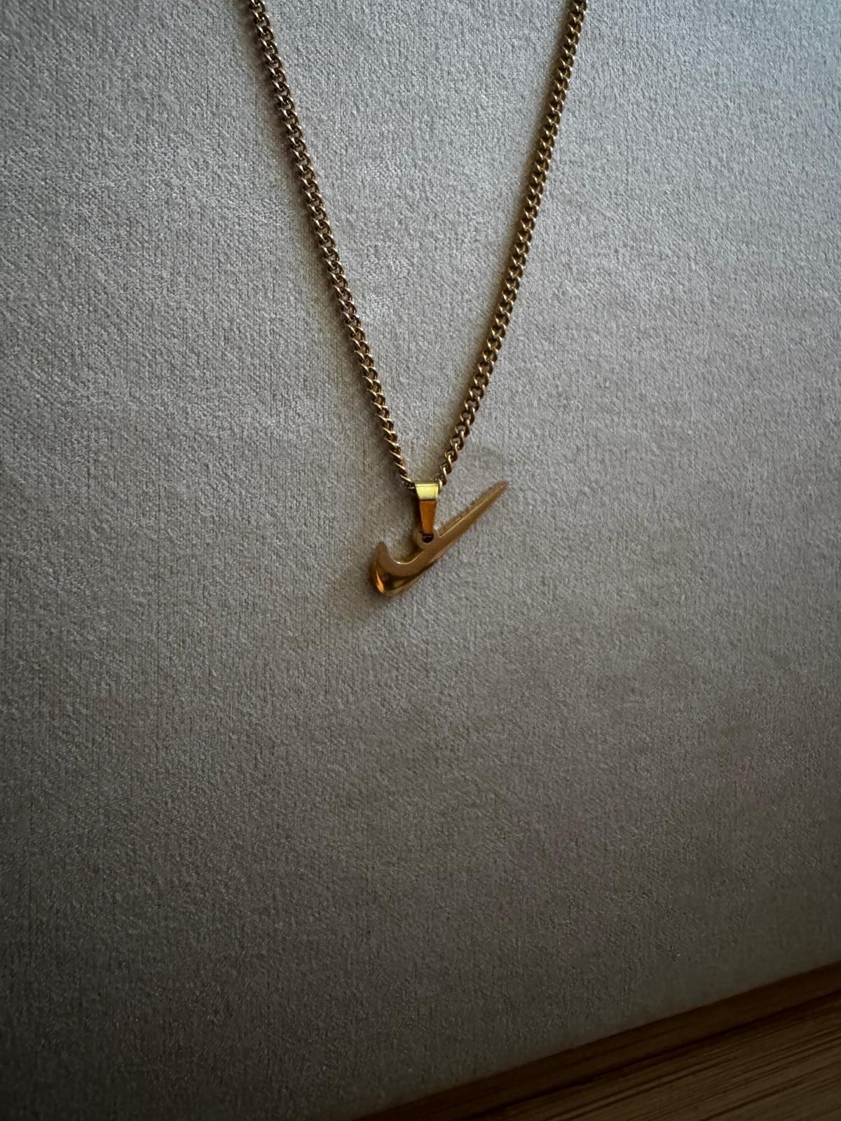Gold Nike Swoosh Necklace – Thin Chain – 20″ Chain – Gold Plated – Y2K