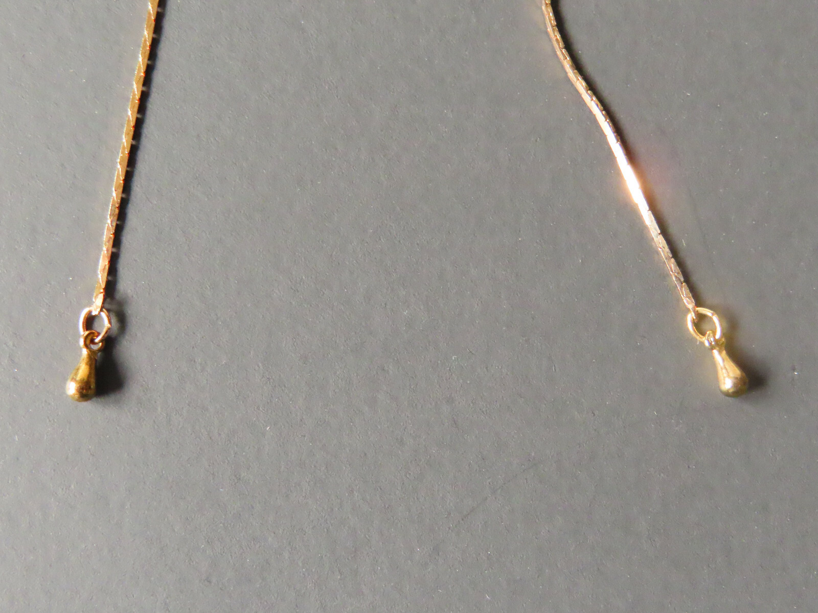 Gold Plated Adjustable Chain Necklace with Flower. FREE SHIPPING IN USA