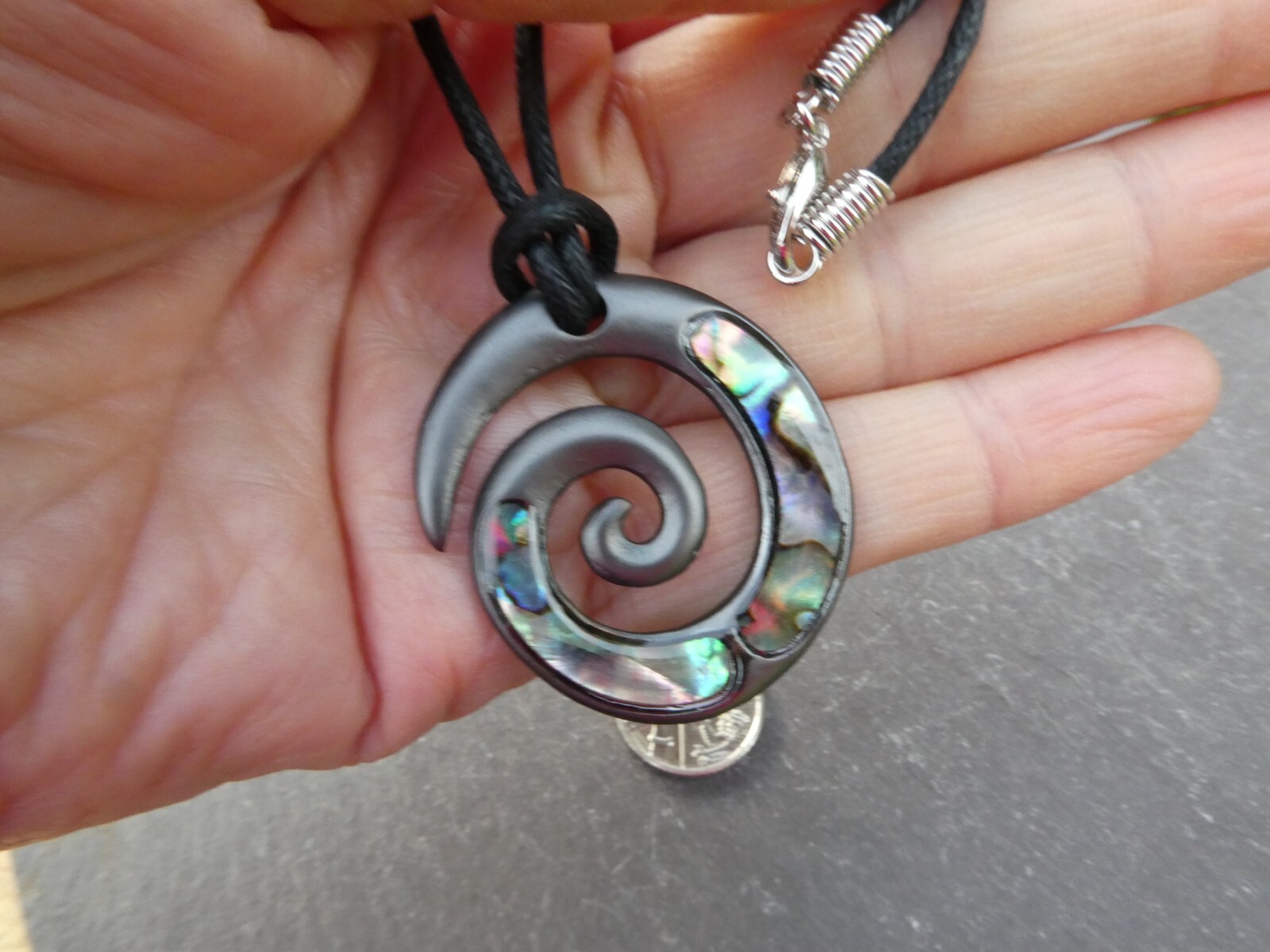 New Zealand Abalone Paua Maori Spiral Pendant On 18″/46cm Cord Necklace