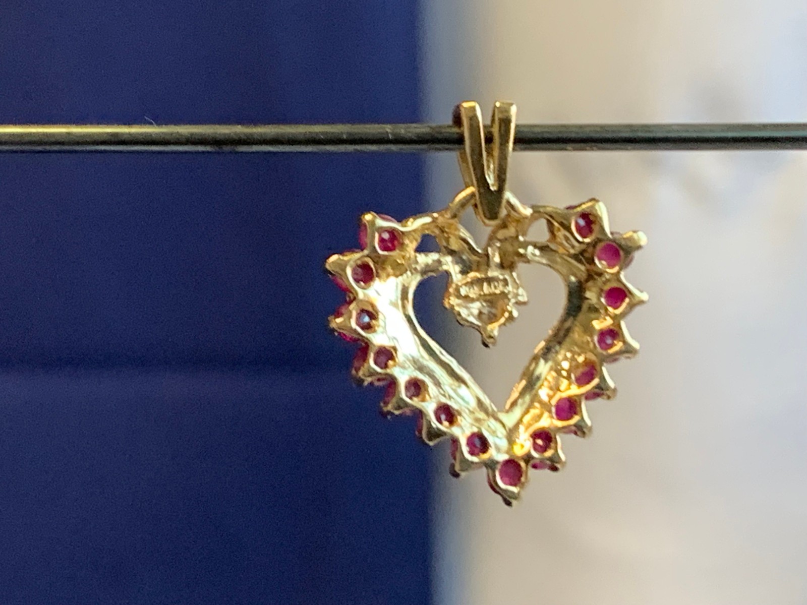 10K Yellow Gold Heart Pendant 1.63g Fine Jewelry Clear & Ruby Color Charm *READ*
