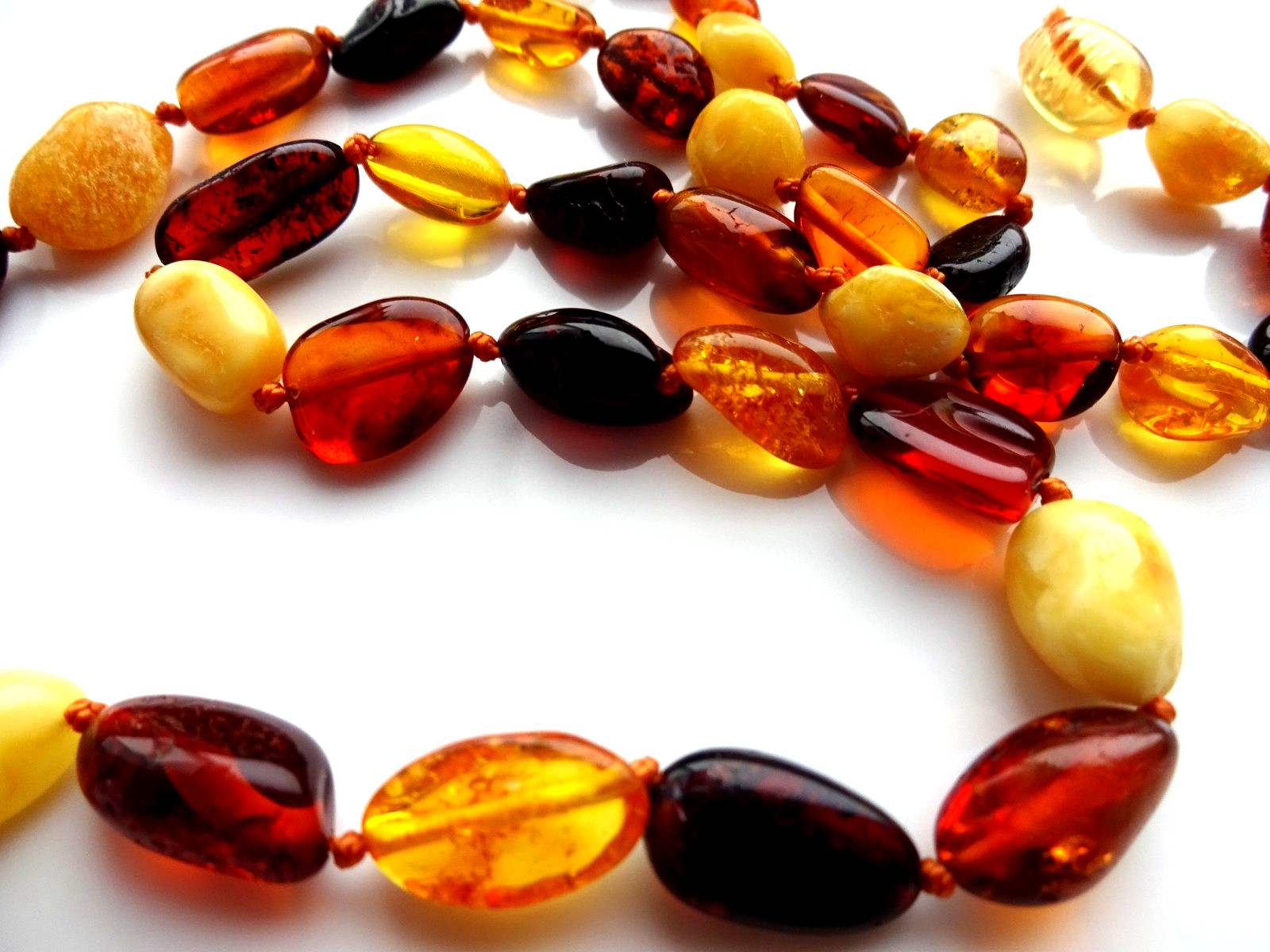 Genuine Baltic Amber Necklaces Polished Oval Multicolored Beads 46cm (18″)