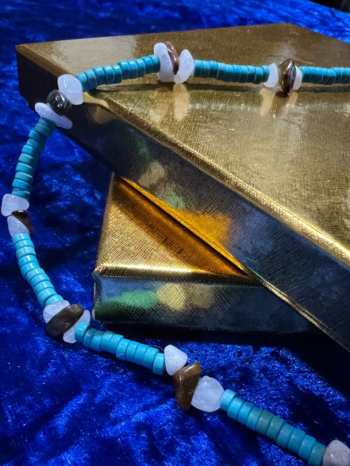 Turquoise & White Jade Natural Gemstone Beach Style Necklace Chain 24.5 + 3.5″