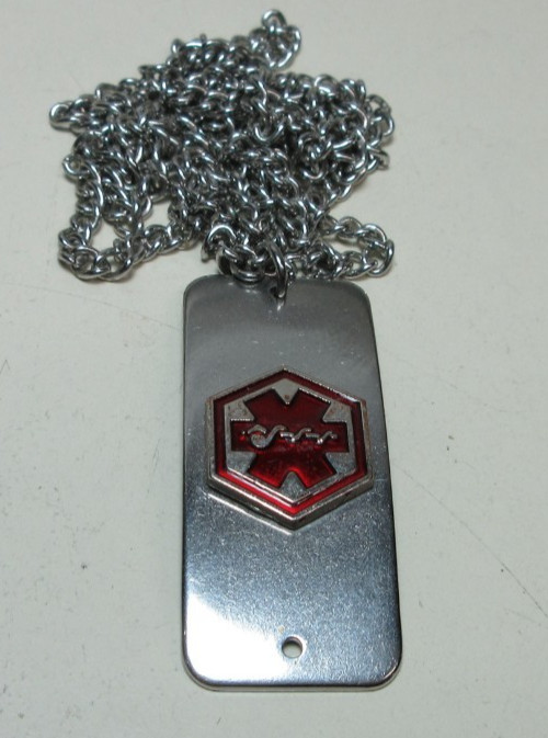 MEDICAL ALERT ID NECKLACE PENDANT DIABETIC HEALTH EMERGENCY SILVER TONE #25