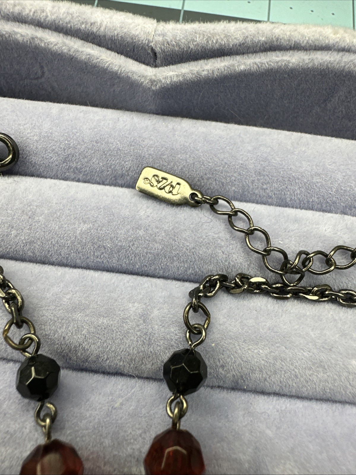 1928 Brand Beauty Red And Gunmetal Necklace Branded 16+3in Extension 103