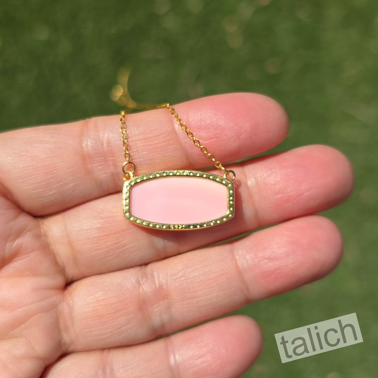 18K Gold Over Sterling Silver Pink Conch Shell Floral Cameo Bar Pendant Necklace