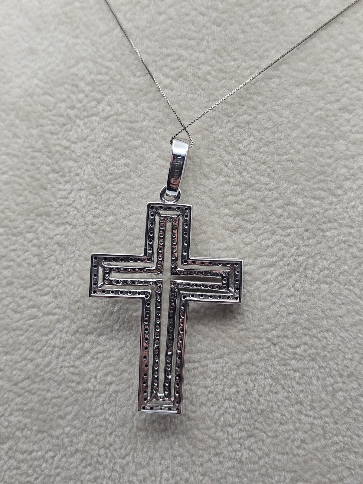 14k Gold Cross Necklace Black And White Natural Diamond Heavy 9 Gram 16.8″