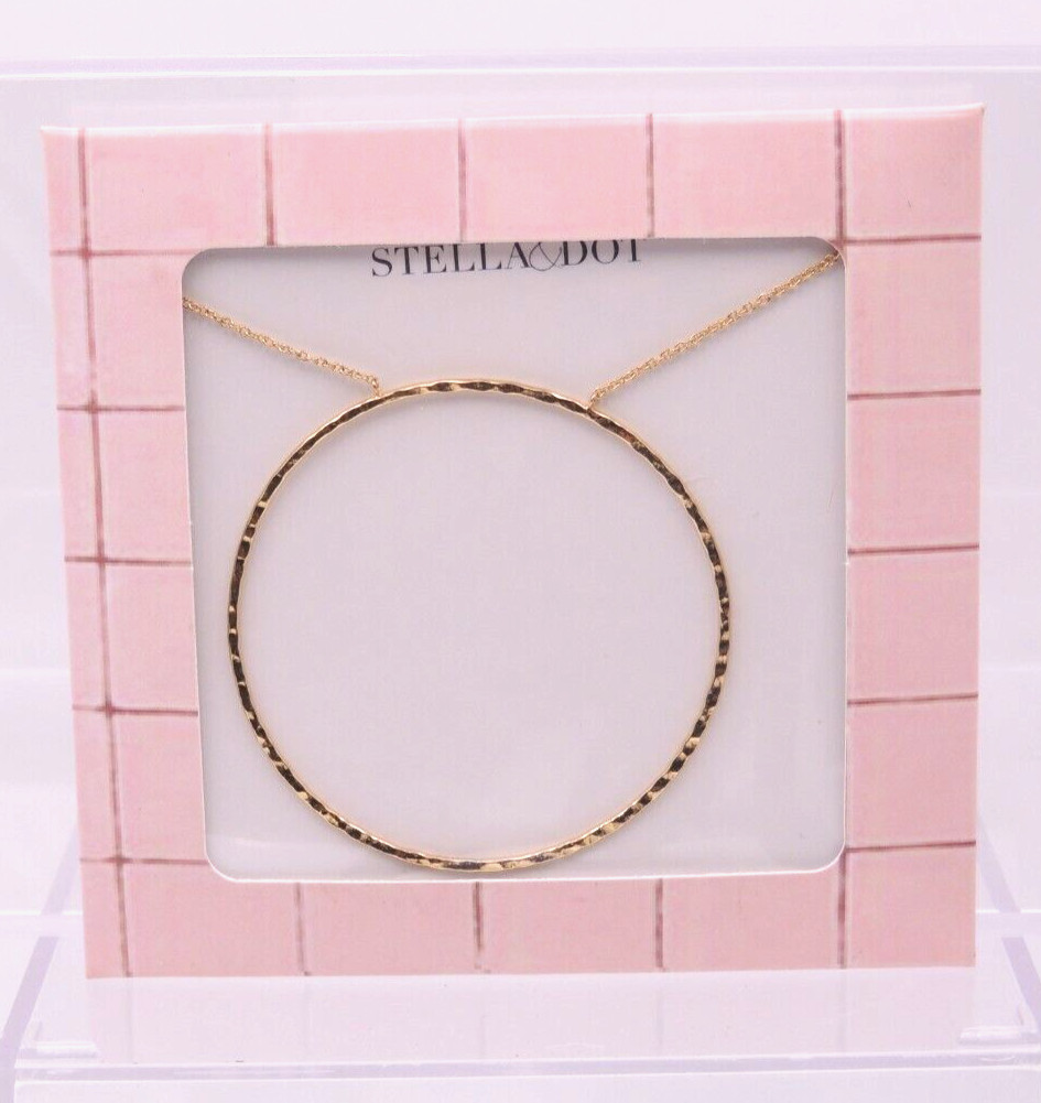 Stella & Dot Hammered Circle Hoop Necklace Gold-Tone New N Package Adjust. Chain