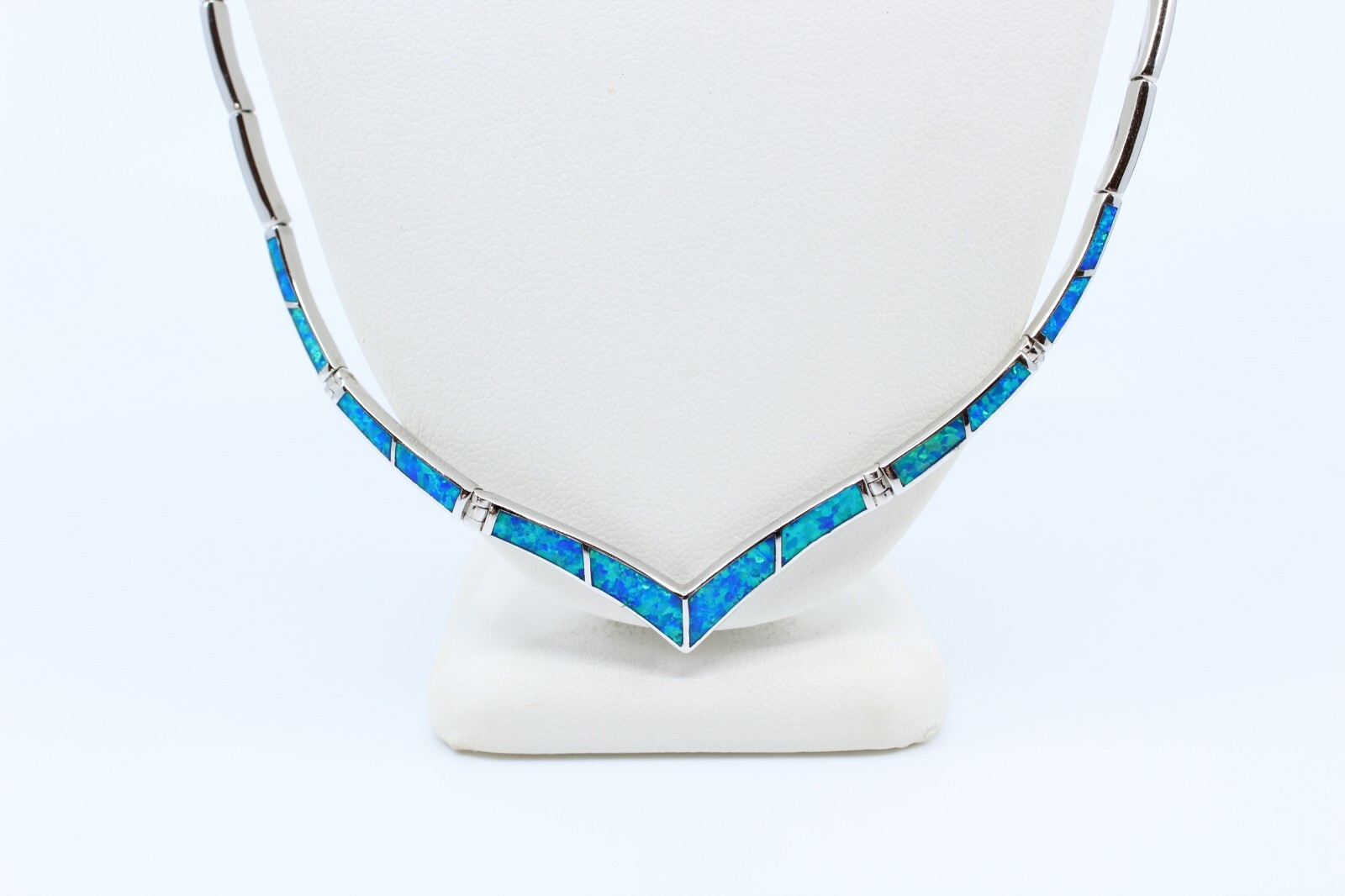 925 Sterling Silver V Necklace w Lab-Created Opal Blue Inlay – Rhodium Plated, S
