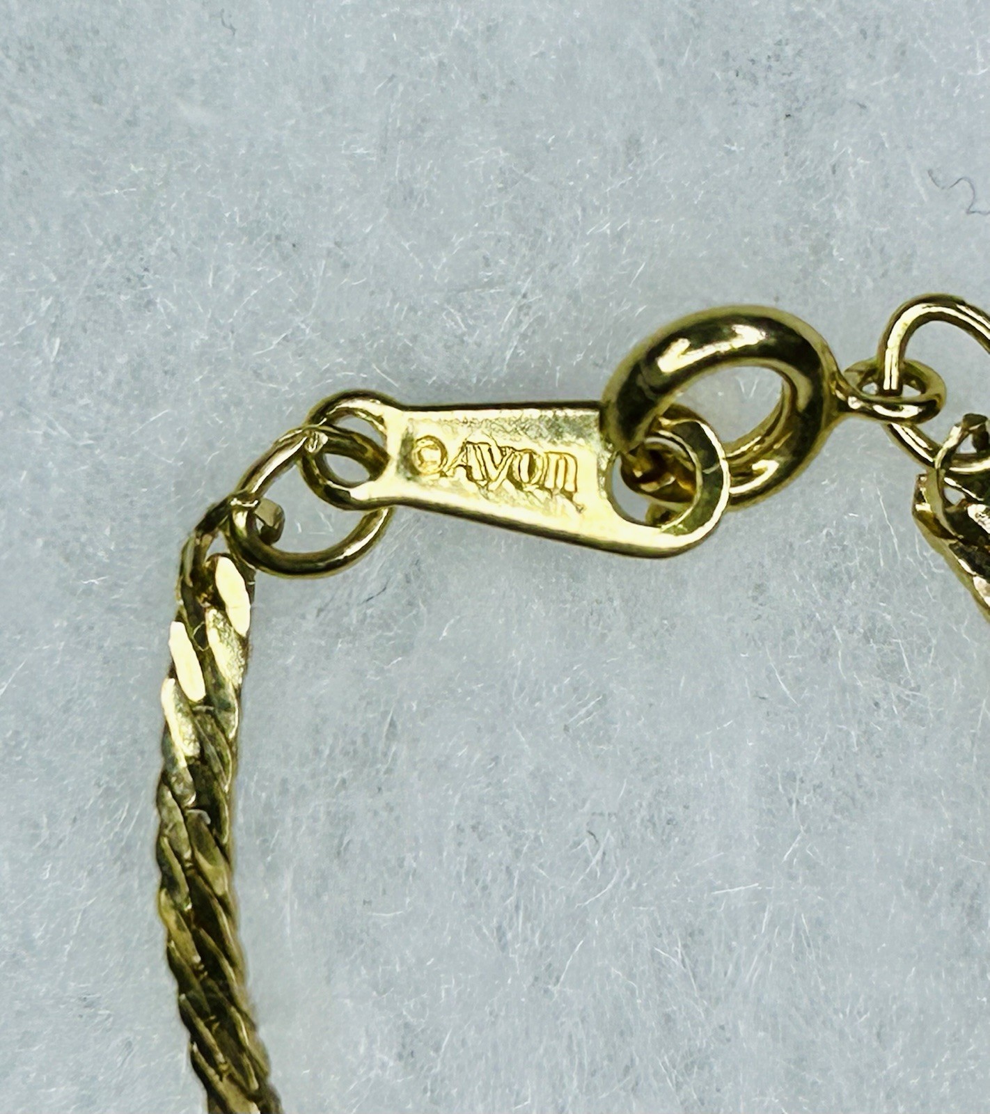Vintage Avon Gold-Tone Rhinestone V Necklace (c. 1985–1995)