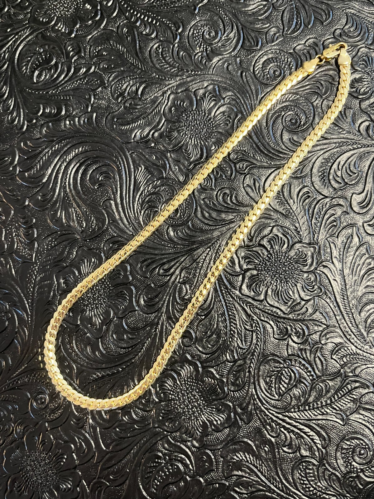 Super Nice 18K Gold Plated Sideways Chain 6mm Wide 20″ Long -Fast Free Shipping