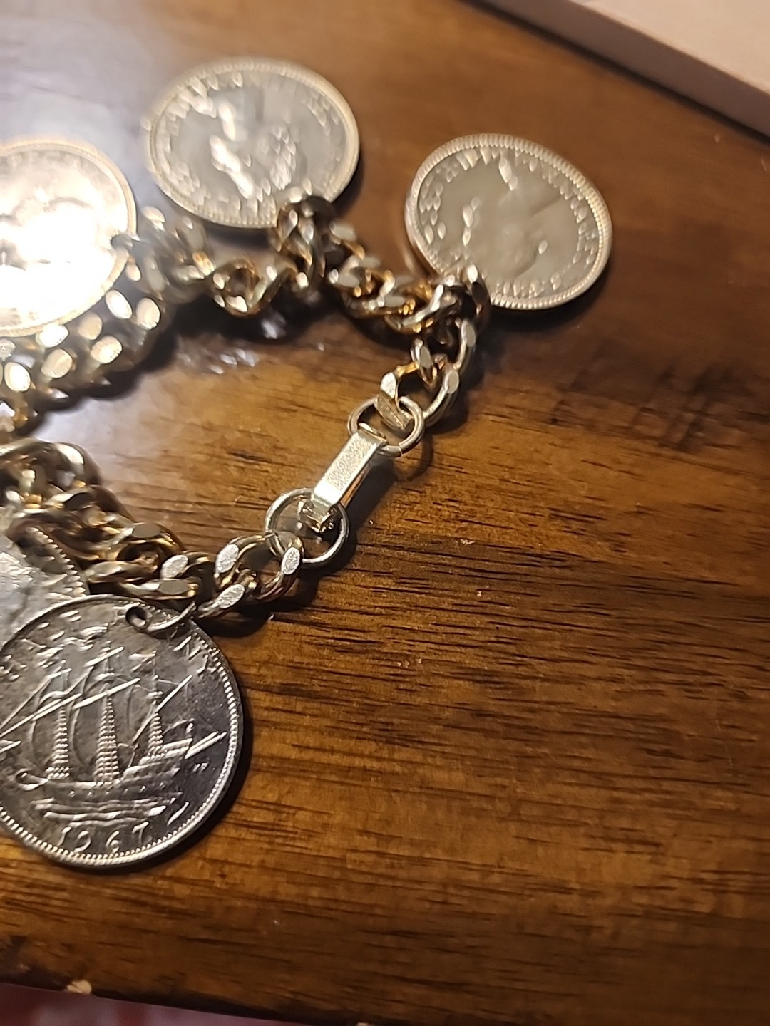 HALF PENNY COIN GREAT BRITAIN CHARM BRACELET LINK CHAIN 1967 6.5″