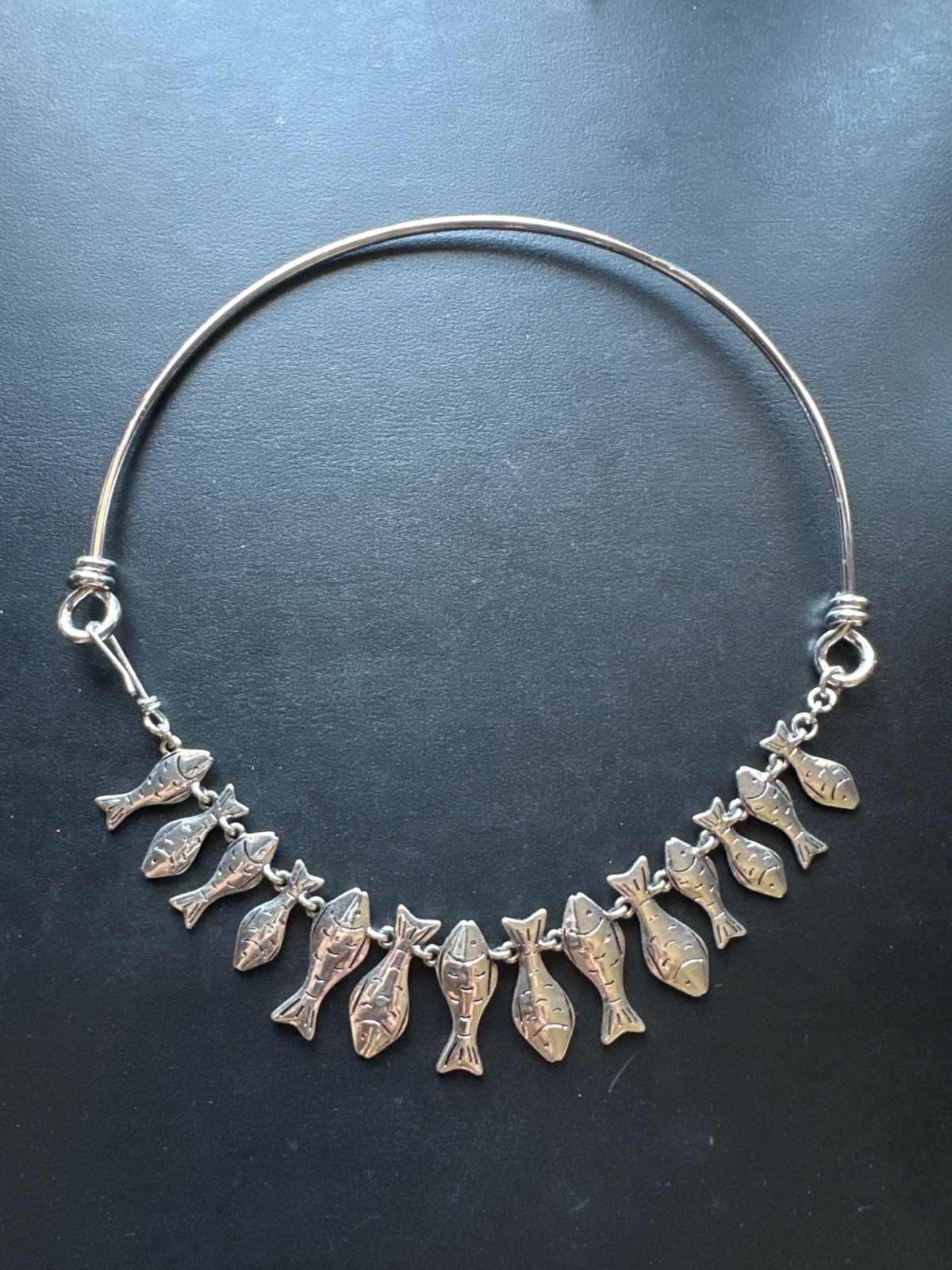 Vintage Style Silver Tone Fish School Charm Collar Necklace Coastal Nautical Fun