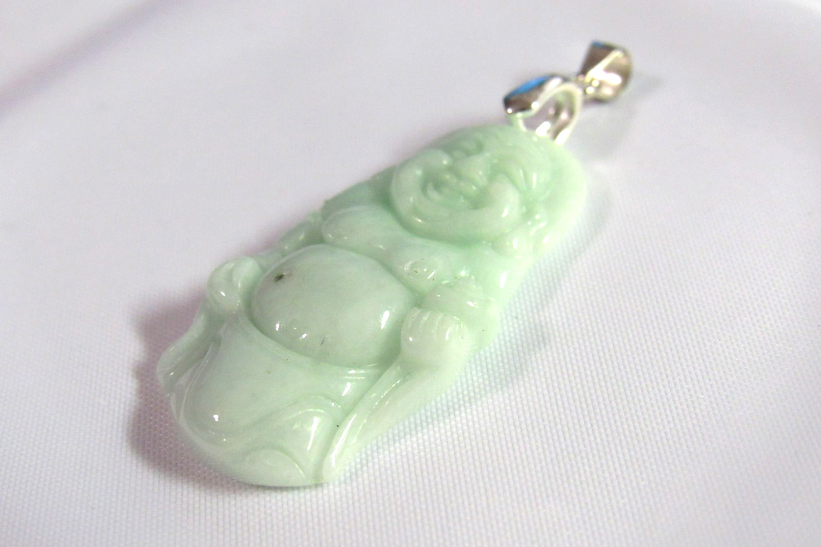 NATURAL GREEN JADE CHINESE FENG SHUI HAPPY BUDDHA Pendant 925 Silver 32mm x 16mm