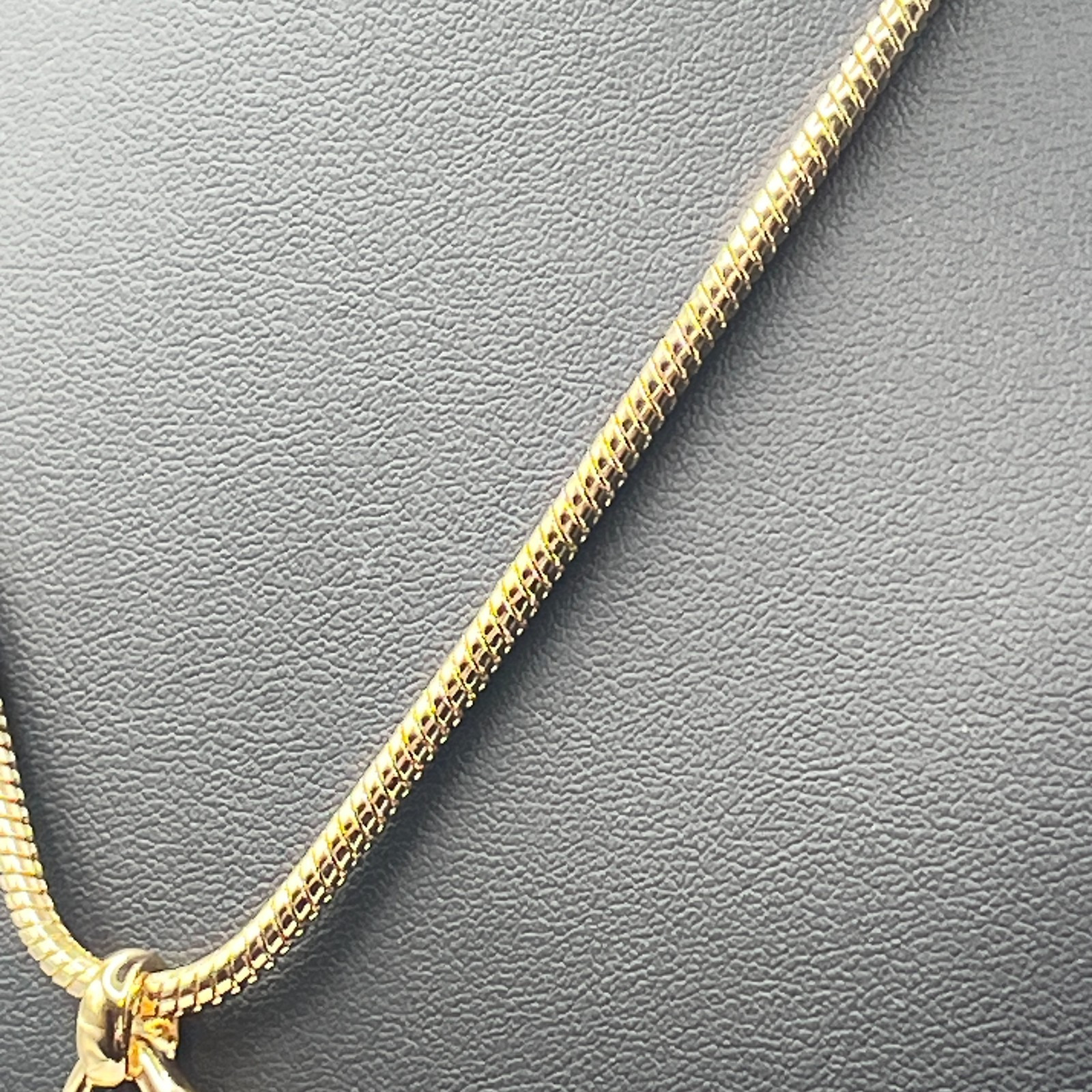 RLM Studio SOHO Necklace 17 – 20″ Pendant Gold-Tone Hammered Circular Disc Chain