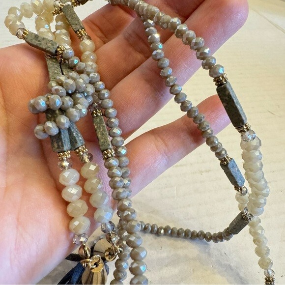 Beautiful Lariat Necklace Multi Wear Faceted Beads with Leather Tassel