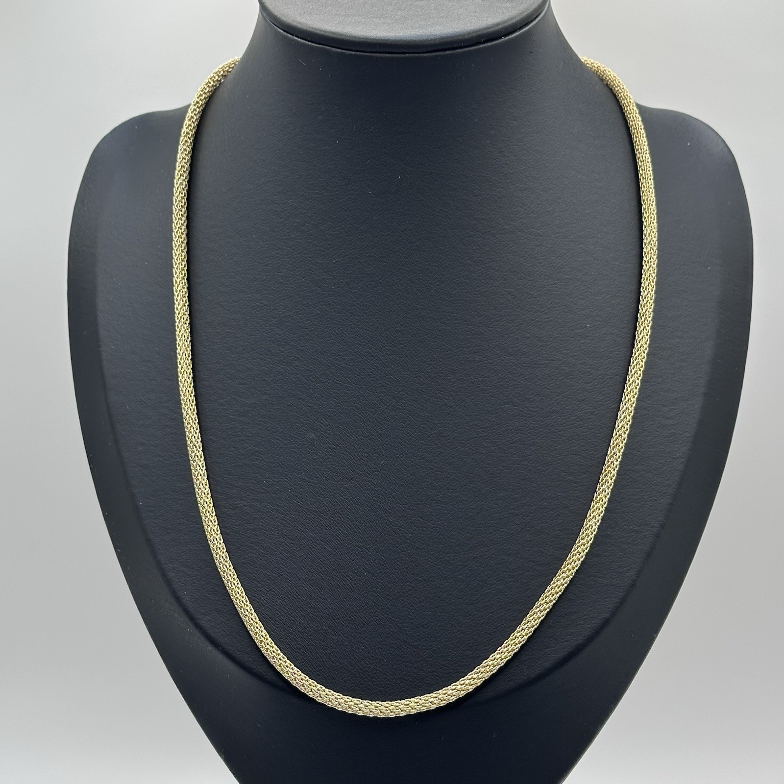 Vintage Gold Tone Mesh Chain Necklace Signed RMN Roman 18-22”