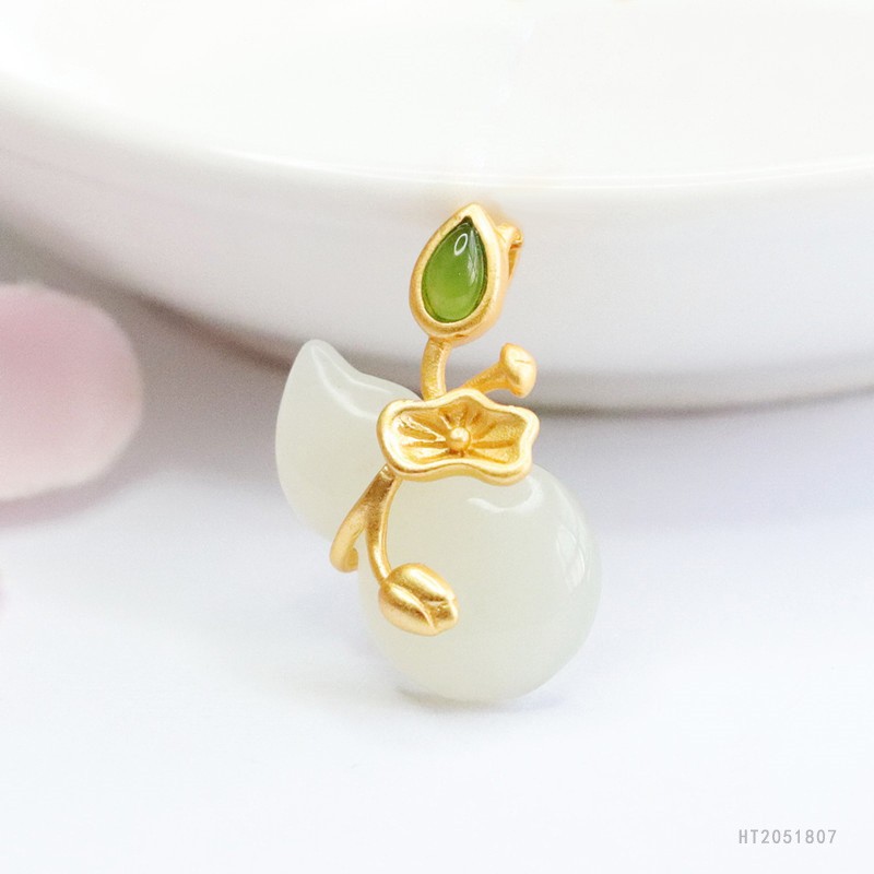 Natural Hetian Jade with White Jade S925 Silver Gourd Pendant