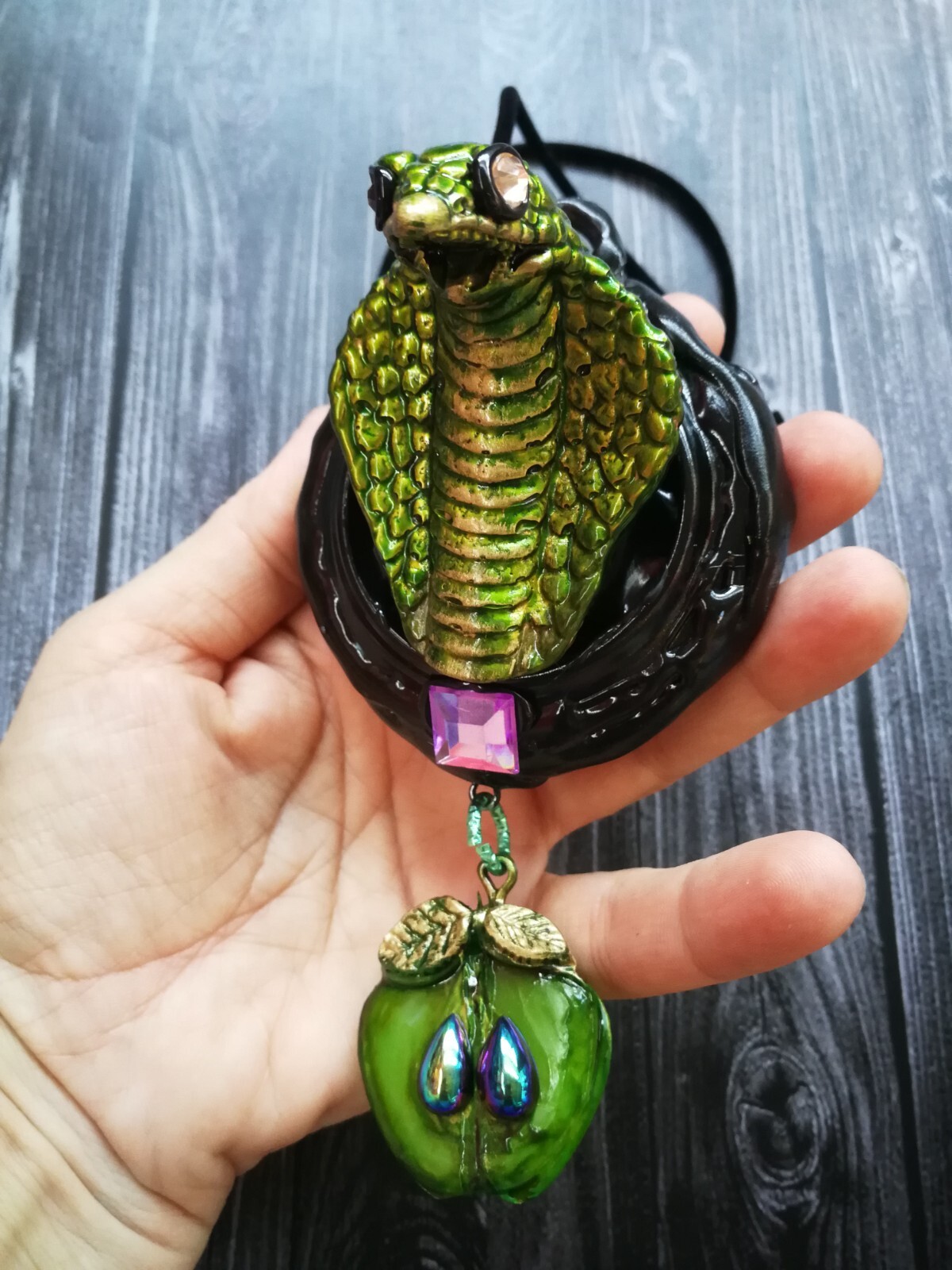 Magic Talisman Jewelry Necklace Amulet Pendant Snake Apple Paradise Luxury Jewel