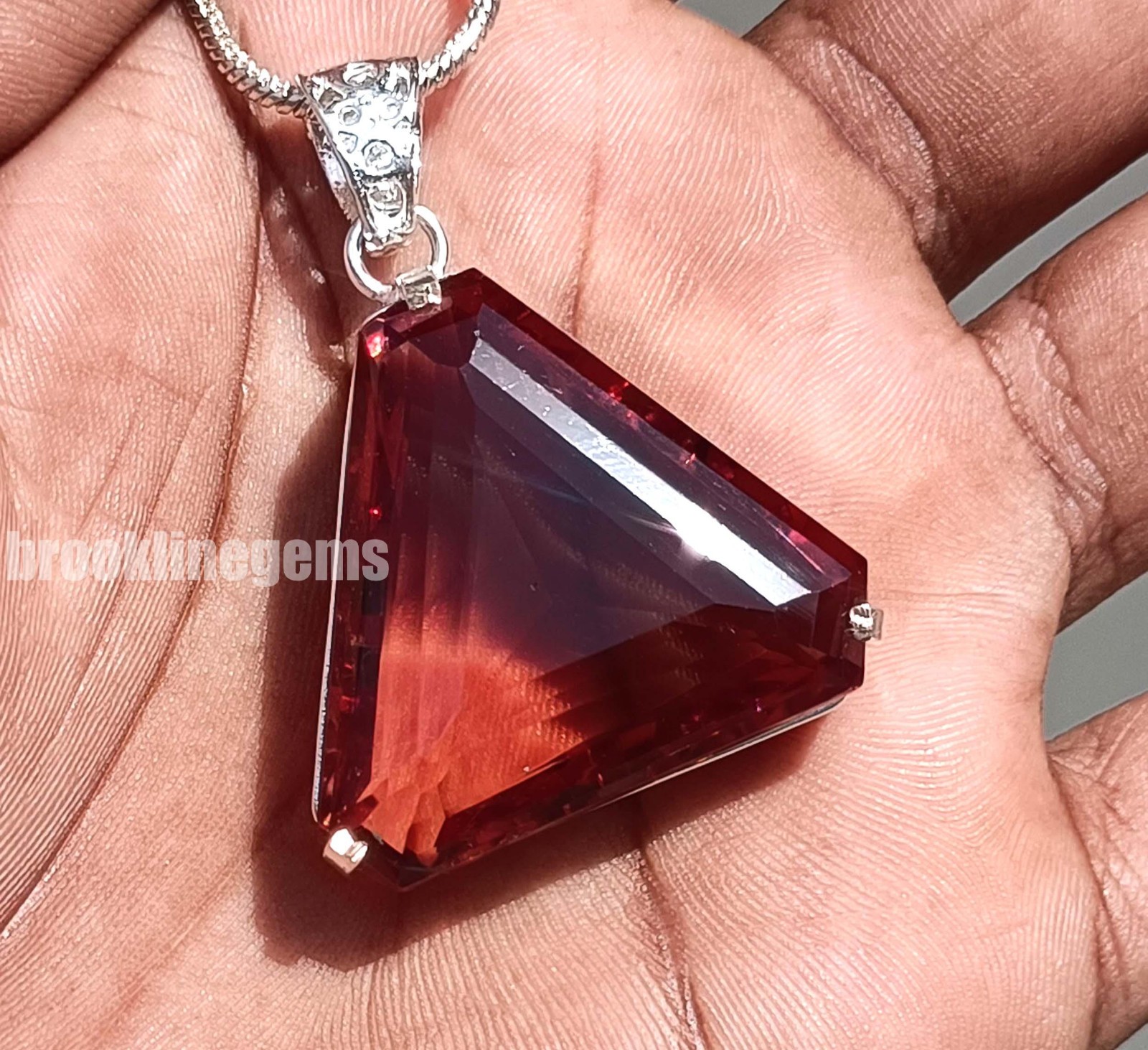 Stunning 45 Ct Color-Change Alexandrite Pendant Fancy Gem 925 Silver Chain 5ASN