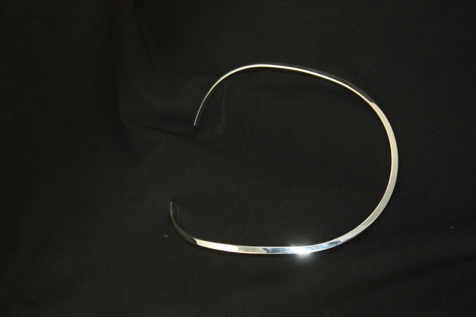 .925 Sterling Silver Plated Choker Collar Necklace Oval Shiny Fashion Jewelry