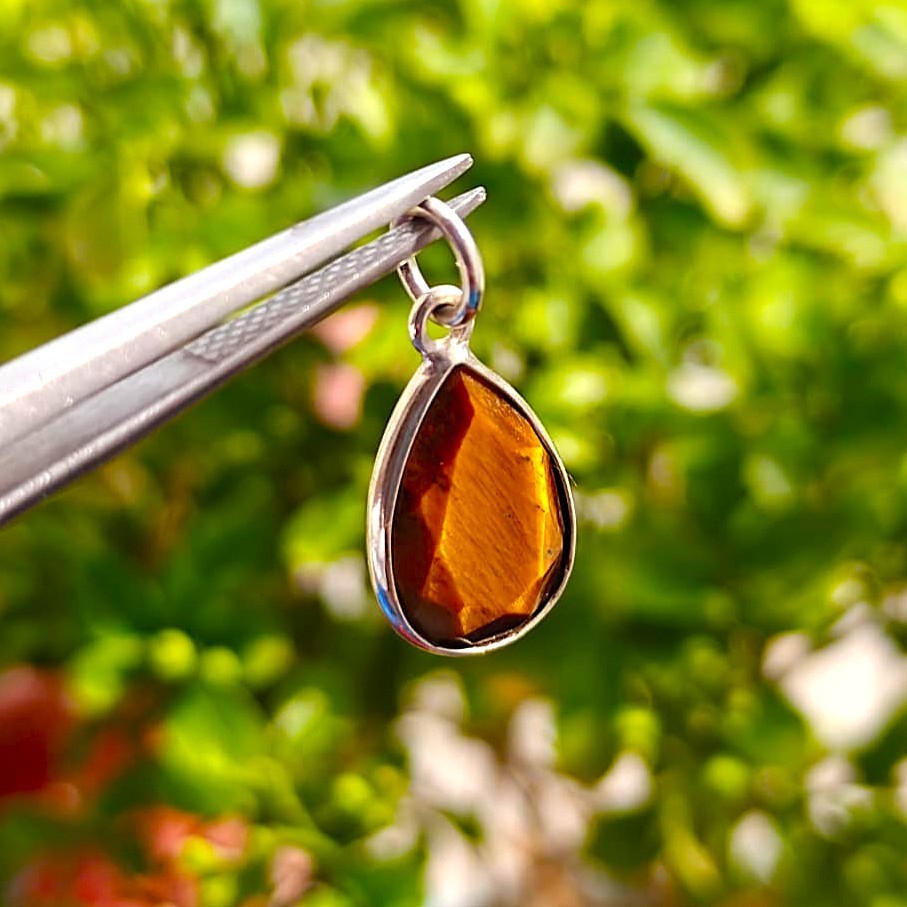 Natural Tiger’s Eye Gemstone Pendant 925 Sterling Silver Handmade Charm Jewelry