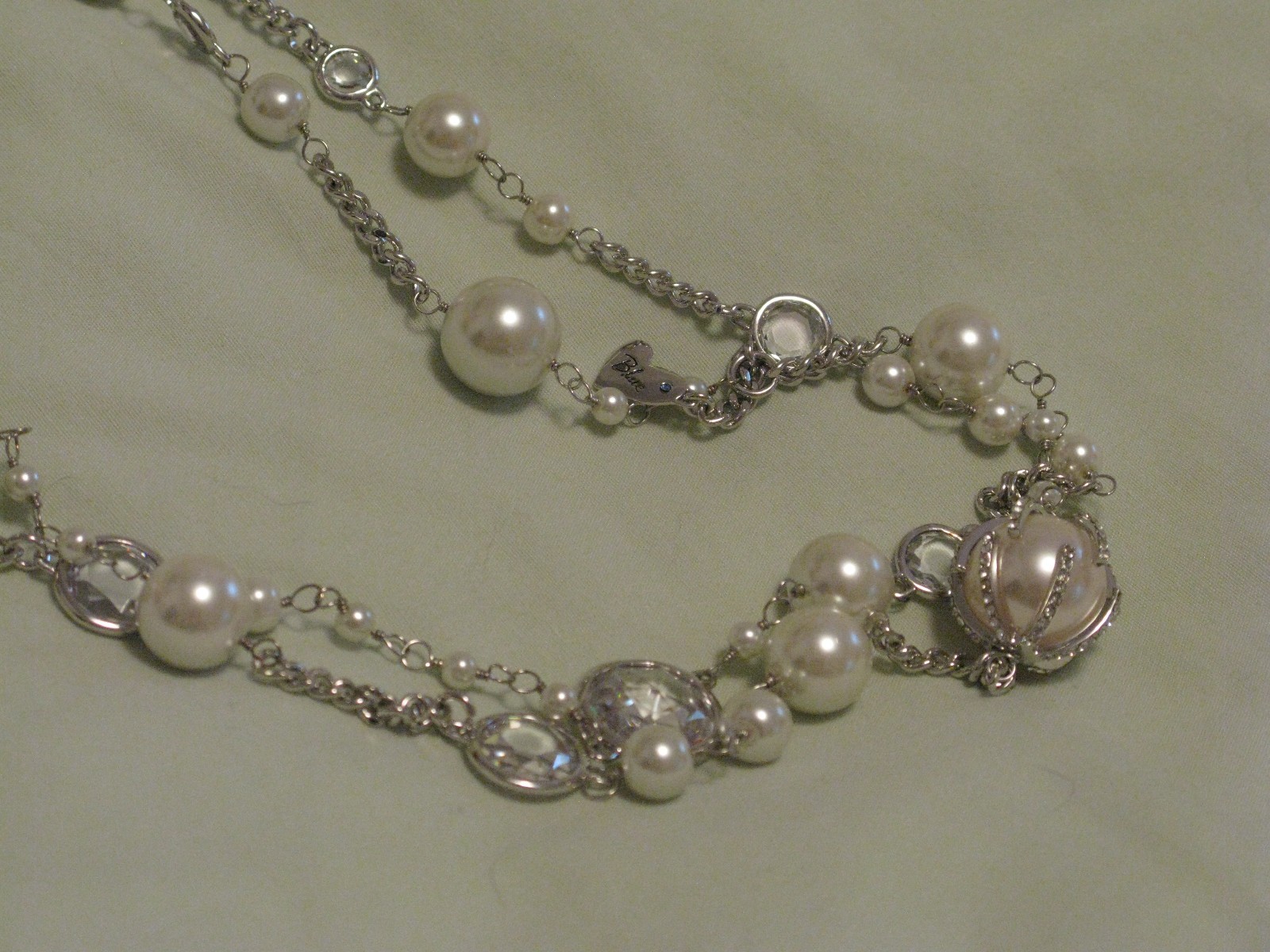Betsey Johnson Engagement Wedding Crystal Pearl Two-Row Necklace NWT Beautiful!
